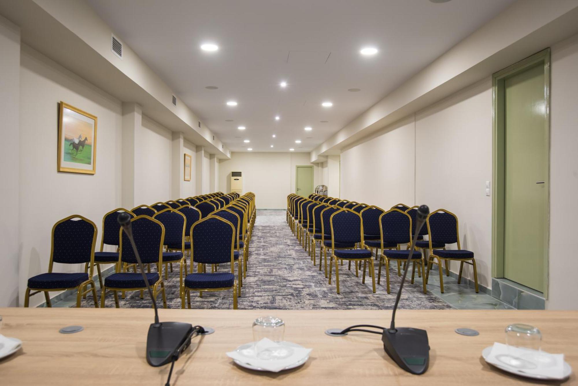 V Hotel Делфи Екстериор снимка