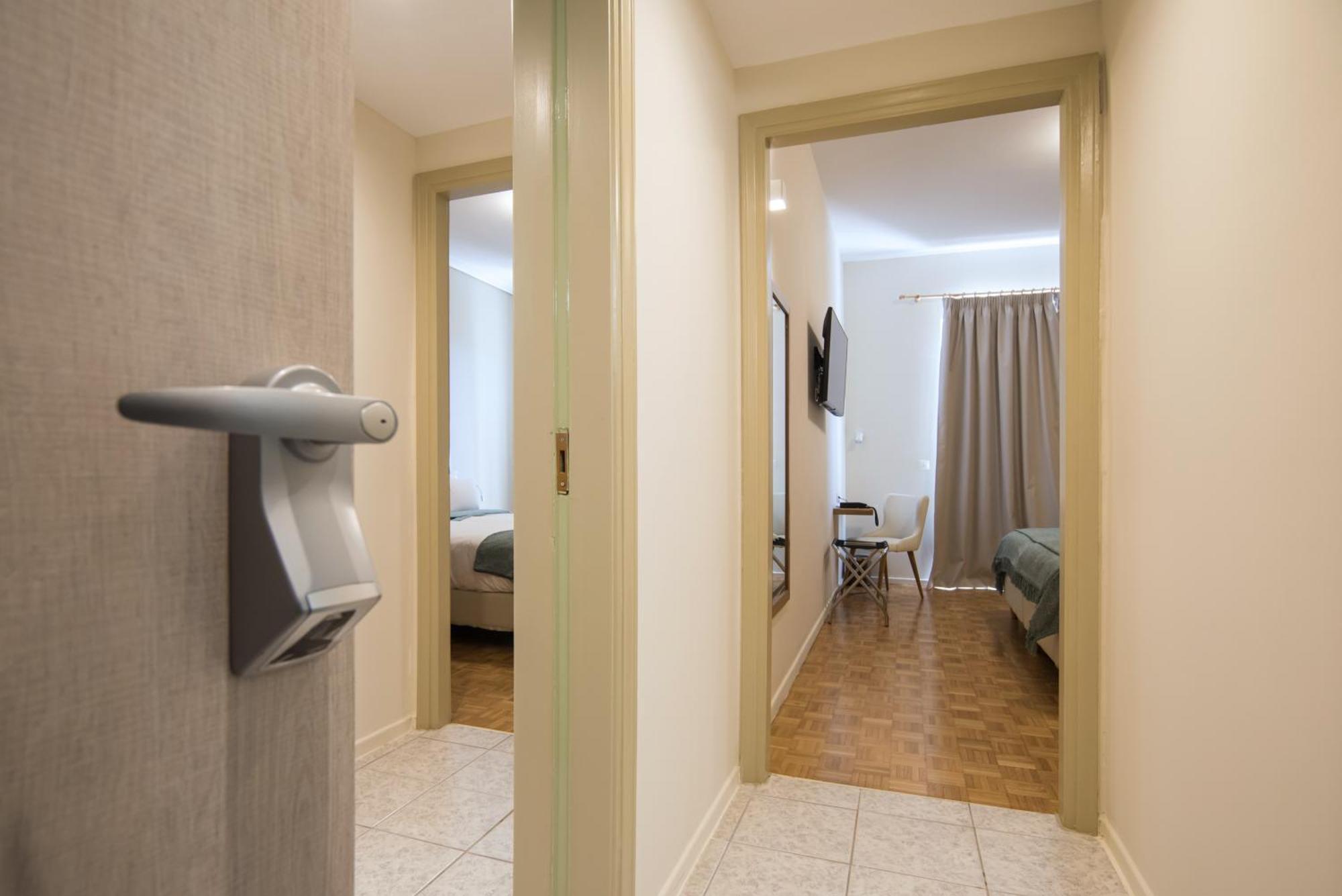 V Hotel Делфи Екстериор снимка